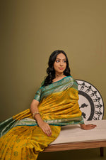 Thumbnail for Vishnu Weaves Women's Yellow Raw Silk Zari Woven Saree with Blouse - Distacart