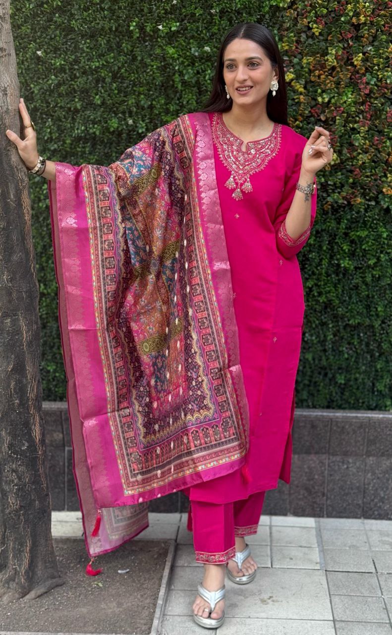 Lorenvalley Fashion Magenta Roman Silk Embroidery Multi Work Kurta Pant with Dupatta