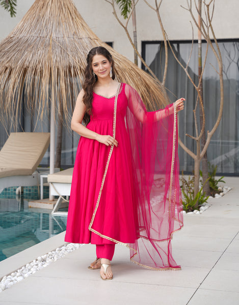 Lorenvalley Magenta Pure Romansilk Chanderi Fabric Yoke Fancy Lace Work Anarkali Kurta Pant With Dupatta Set