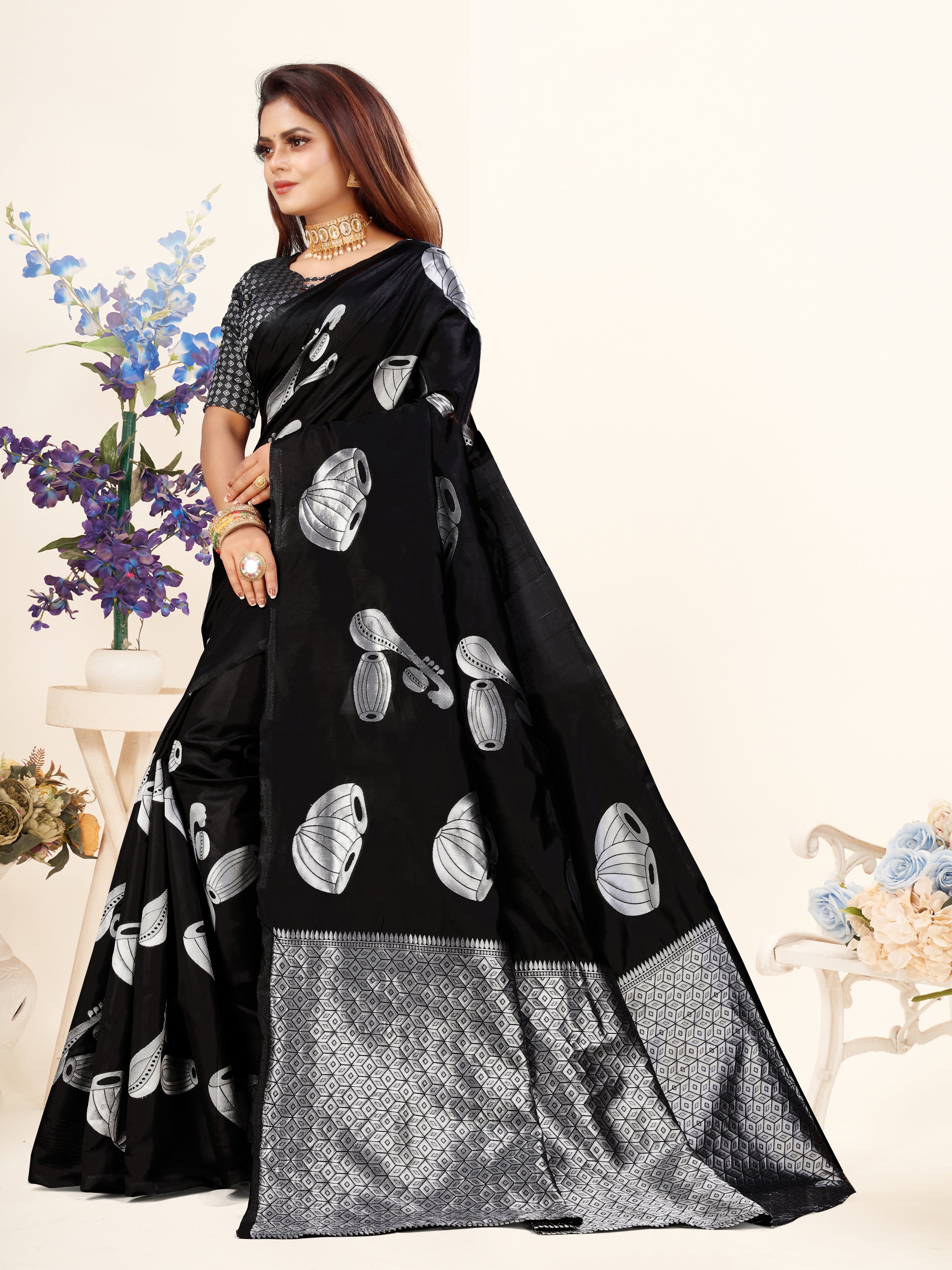 Vedant Vastram Litchi Silk Designer Banarasi Saree - Black - Distacart