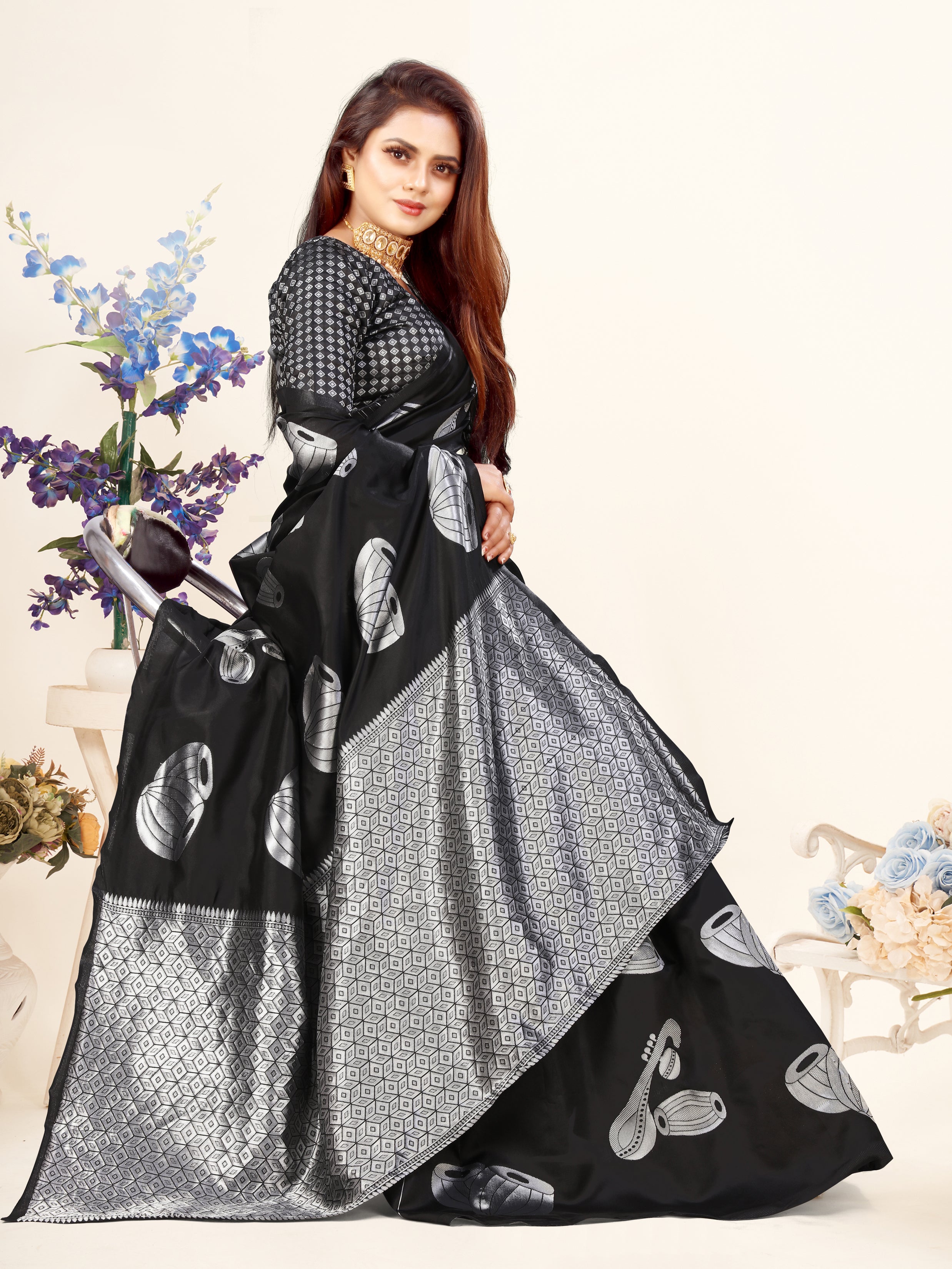 Vedant Vastram Litchi Silk Designer Banarasi Saree - Black - Distacart