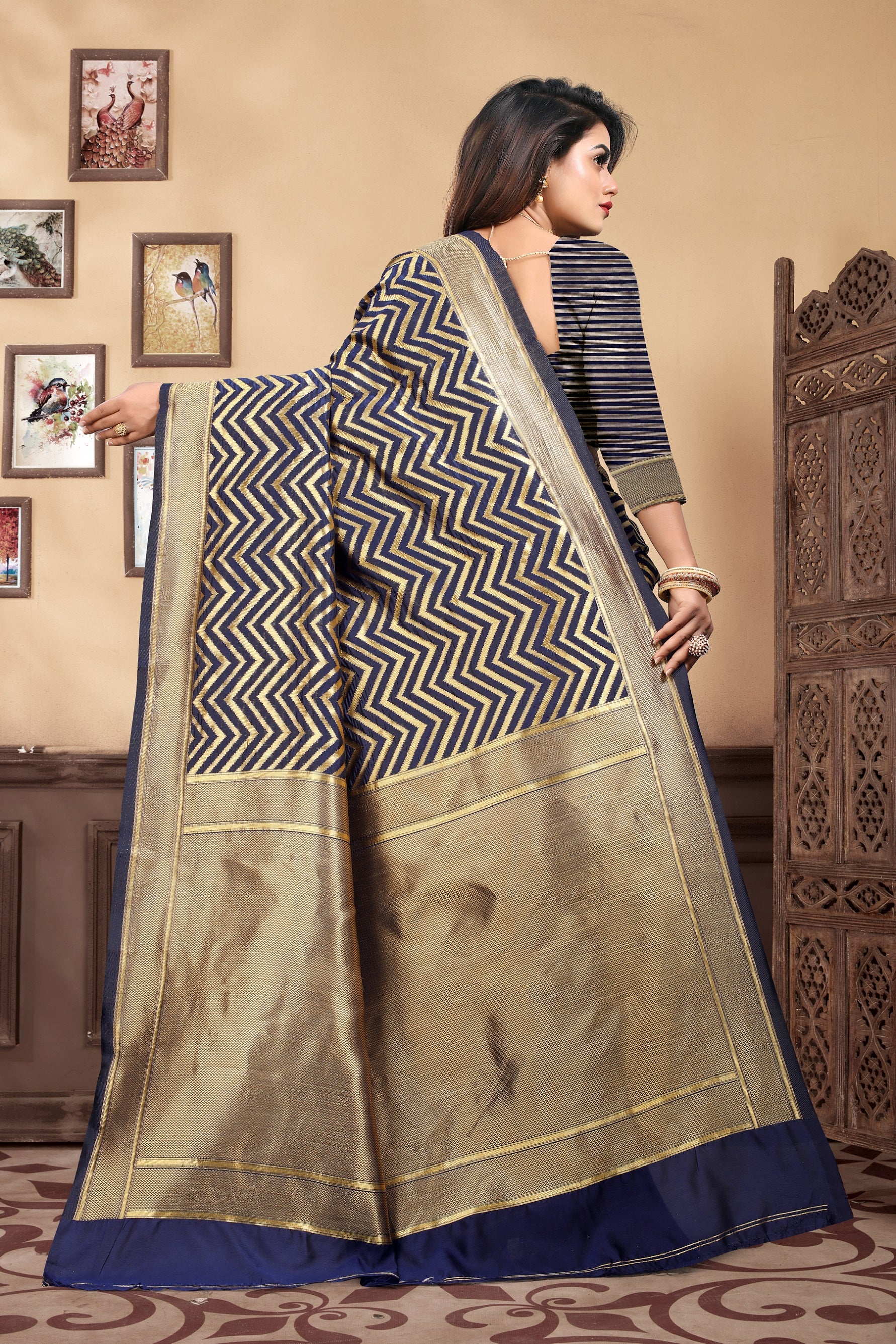 Vedant Vastram Litchi Silk Designer Banarasi Saree - Navy Blue - Distacart