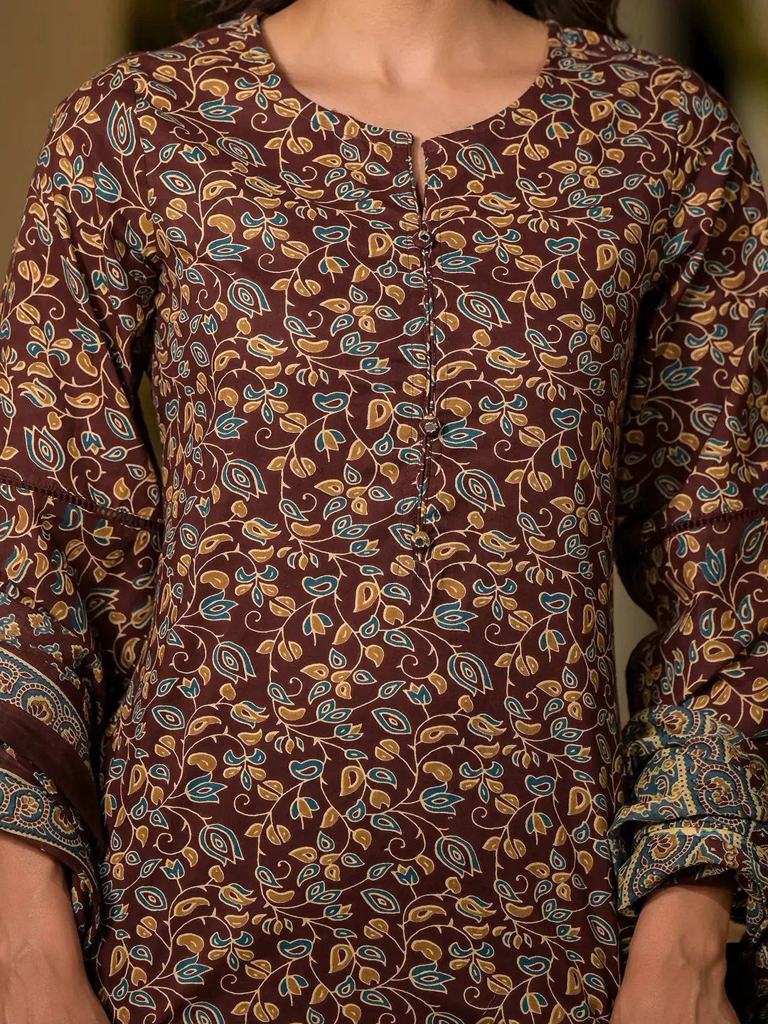Yufta Maroon Floral Print Piping On Yoke Pakistani Style Kurta With Trousers And Dupatta Set