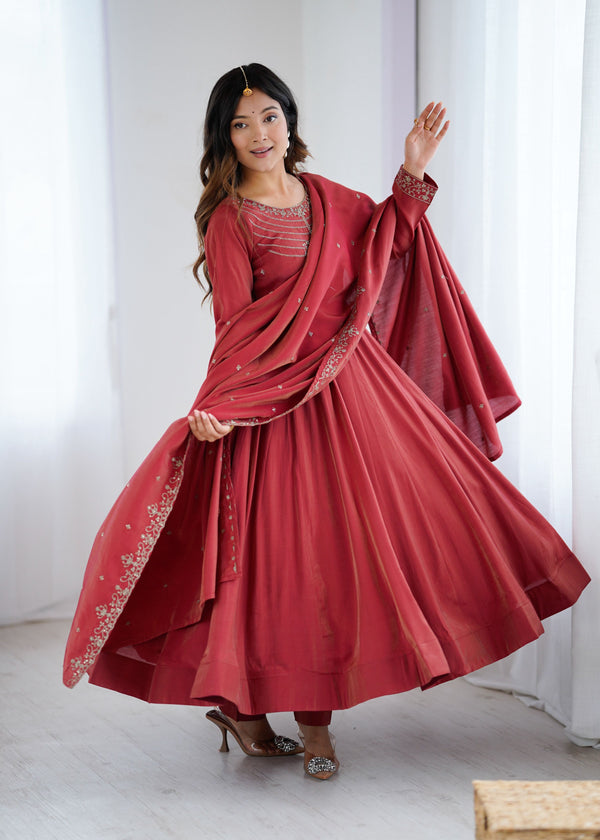 Lorenvalley Fashion Maroon Roman Shimmer Chanderi Silk Yoke Fancy Handwork Beads Work Anarkali Kurta Pant With Dupatta Set