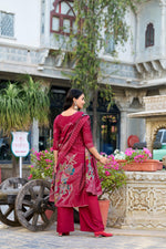Thumbnail for Lorenvalley Maroon Roman Silk Floral Print With Beets Handwork Kurta Set - Distacart