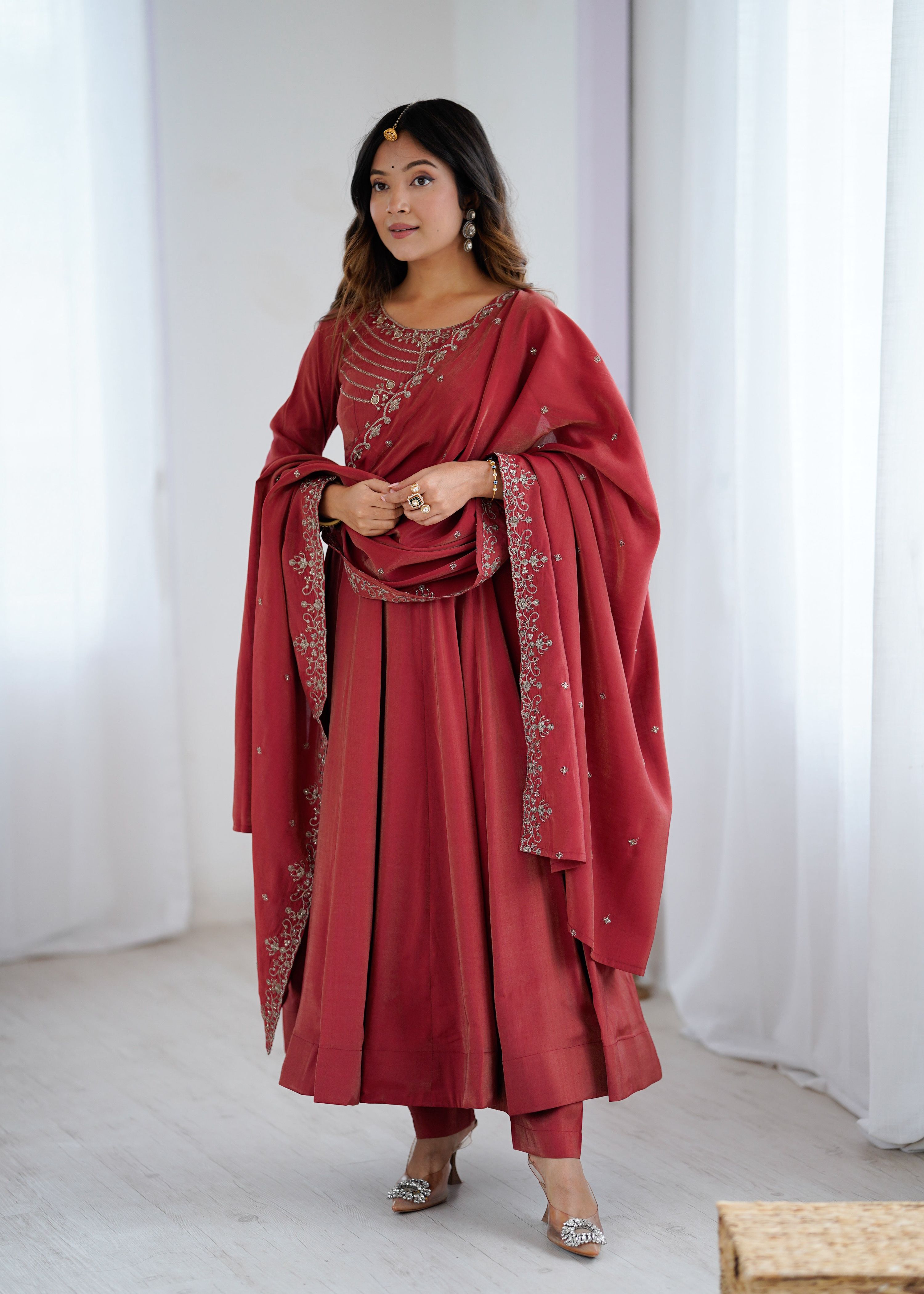 Lorenvalley Fashion Maroon Roman Shimmer Chanderi Silk Yoke Fancy Handwork Beads Work Anarkali Kurta Pant With Dupatta Set