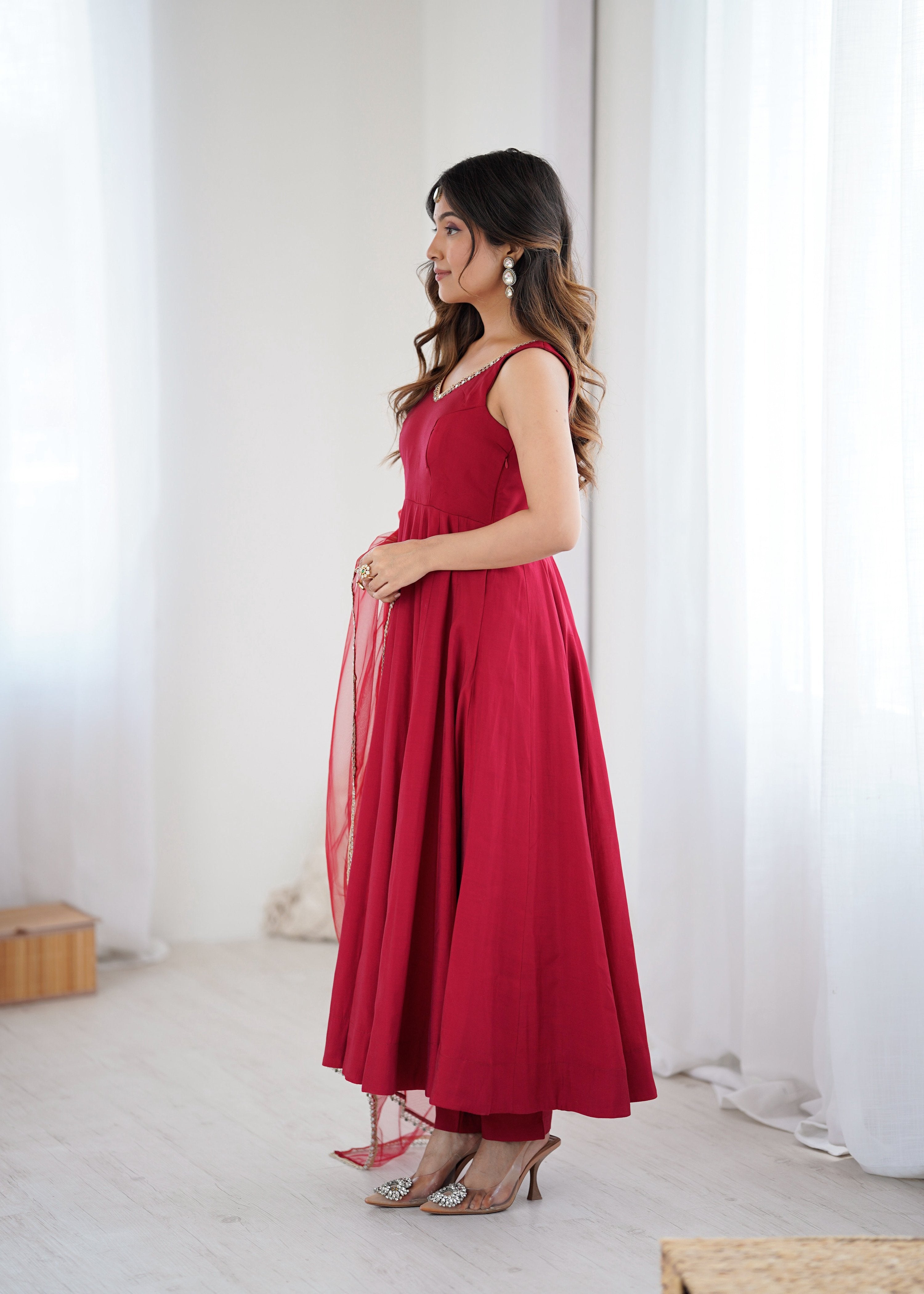 Lorenvalley Fashion Maroon Pure Romansilk Chanderi Fabric Yoke Fancy Lace Work Anarkali Kurta Pant With Dupatta Set