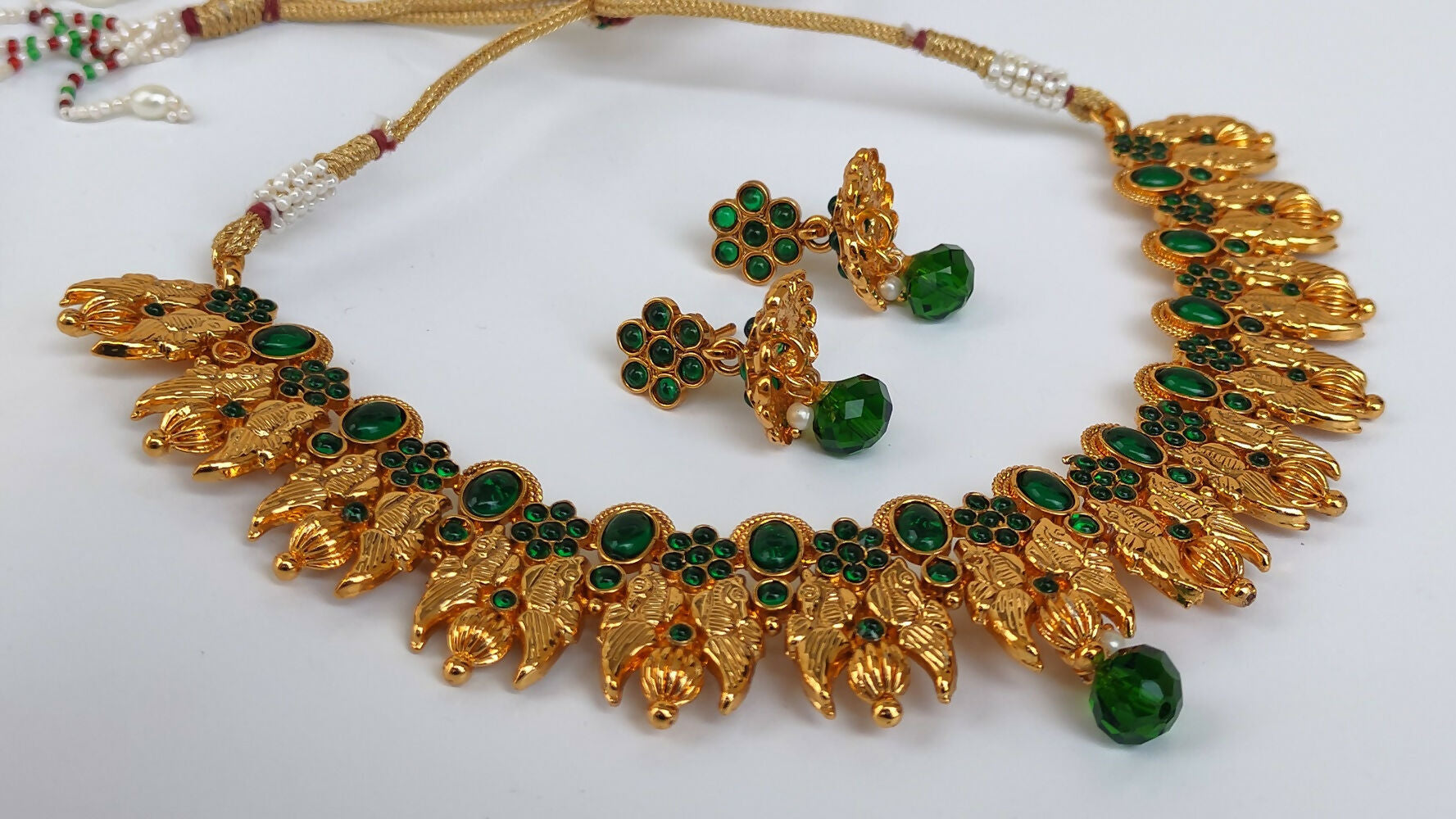 Kemp Peacock Green Necklace Set - Distacart