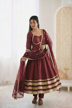 Thumbnail for Teeya Creation Maroon Cosmos Gold Lace Work Party Wear Gown - Distacart