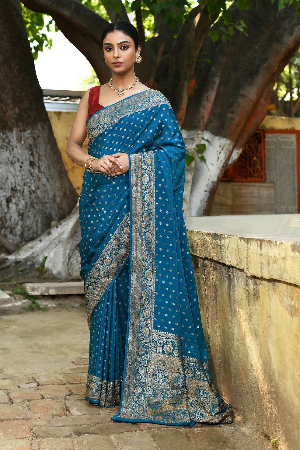 Joban Fashion Peacock Crepe Chiffon Pure Handloom Banarasi Silk Saree - Dista