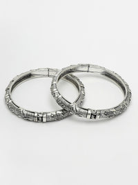 Thumbnail for NVR Women's Set of 2 Silver-Toned German Silver Floral Oxidised Kada Bangle - Distacart