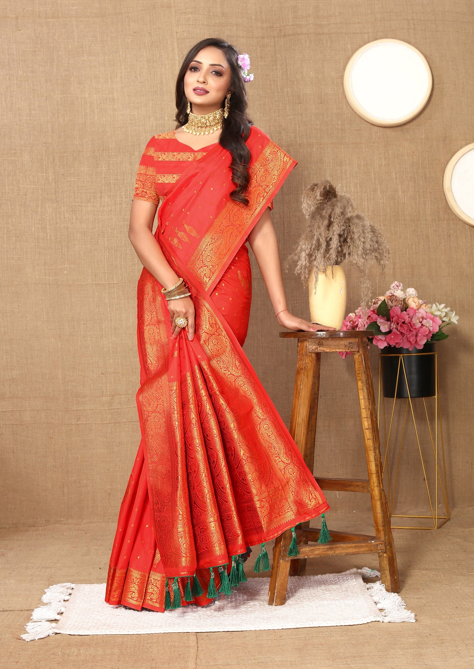 Vedant Vastram Red Color Banarasi Silk Saree - Red - Distacart