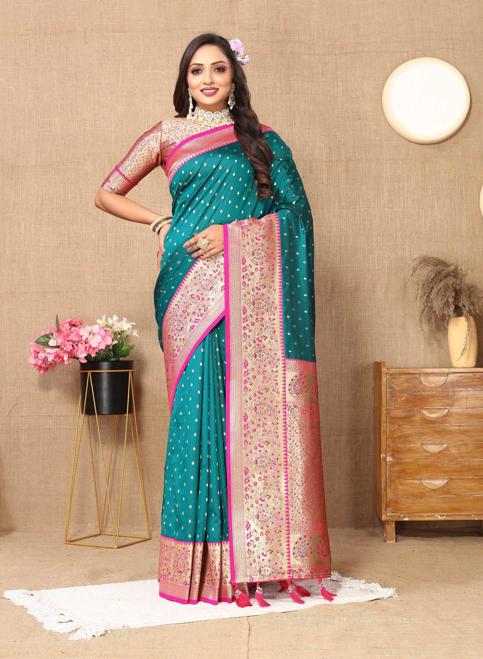 Vedant Vastram Rama Color Kanjeevaram Silk Saree - Rama - Distacart