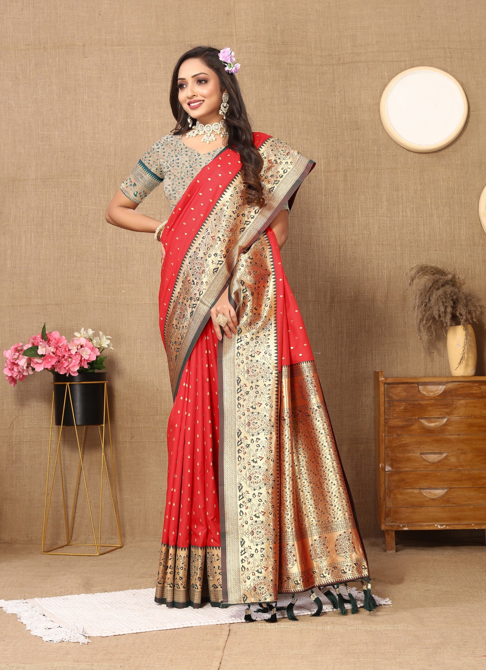 Vedant Vastram Red Color Kanjeevaram Silk Saree - Red - Distacart