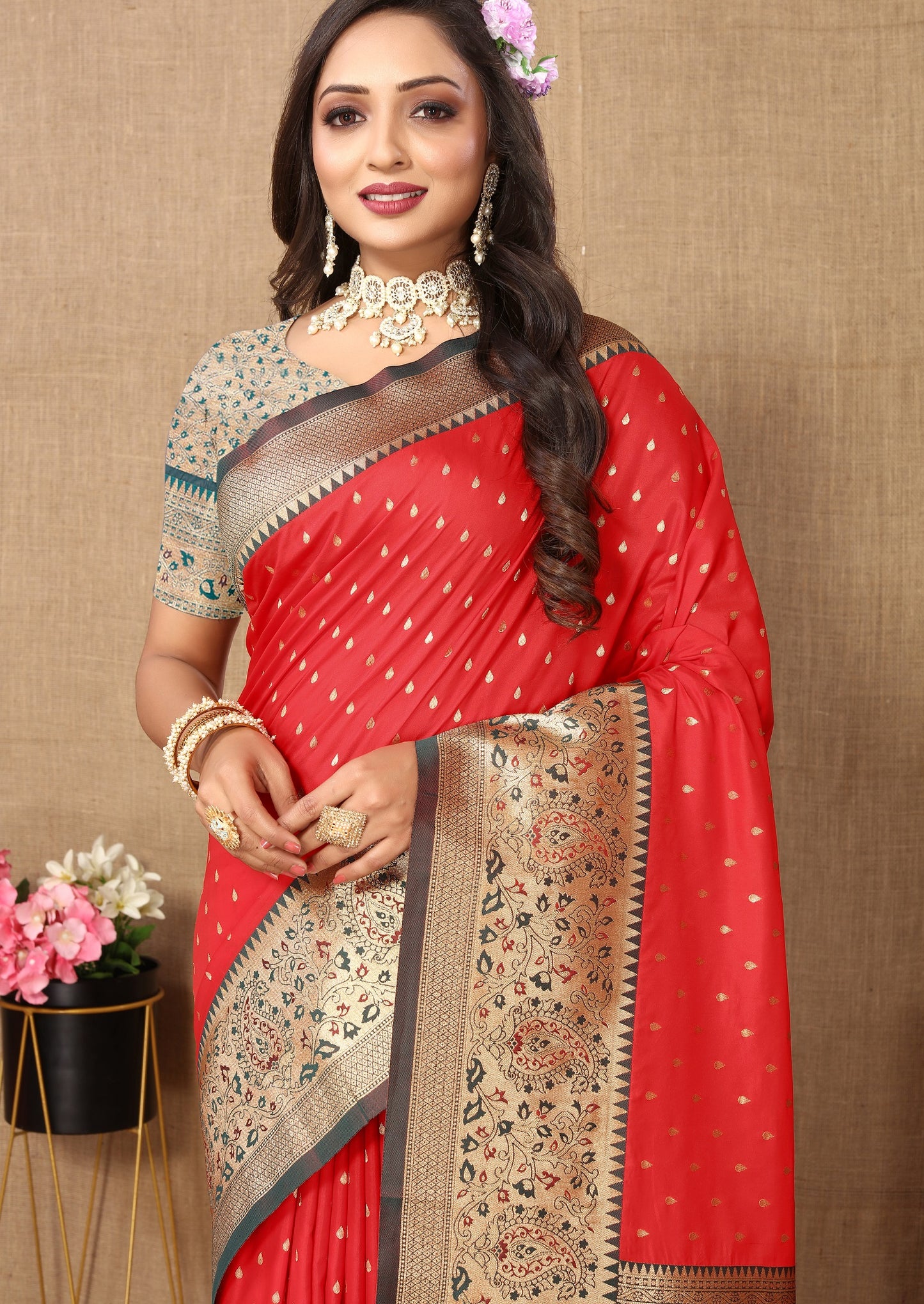 Vedant Vastram Red Color Kanjeevaram Silk Saree - Red - Distacart