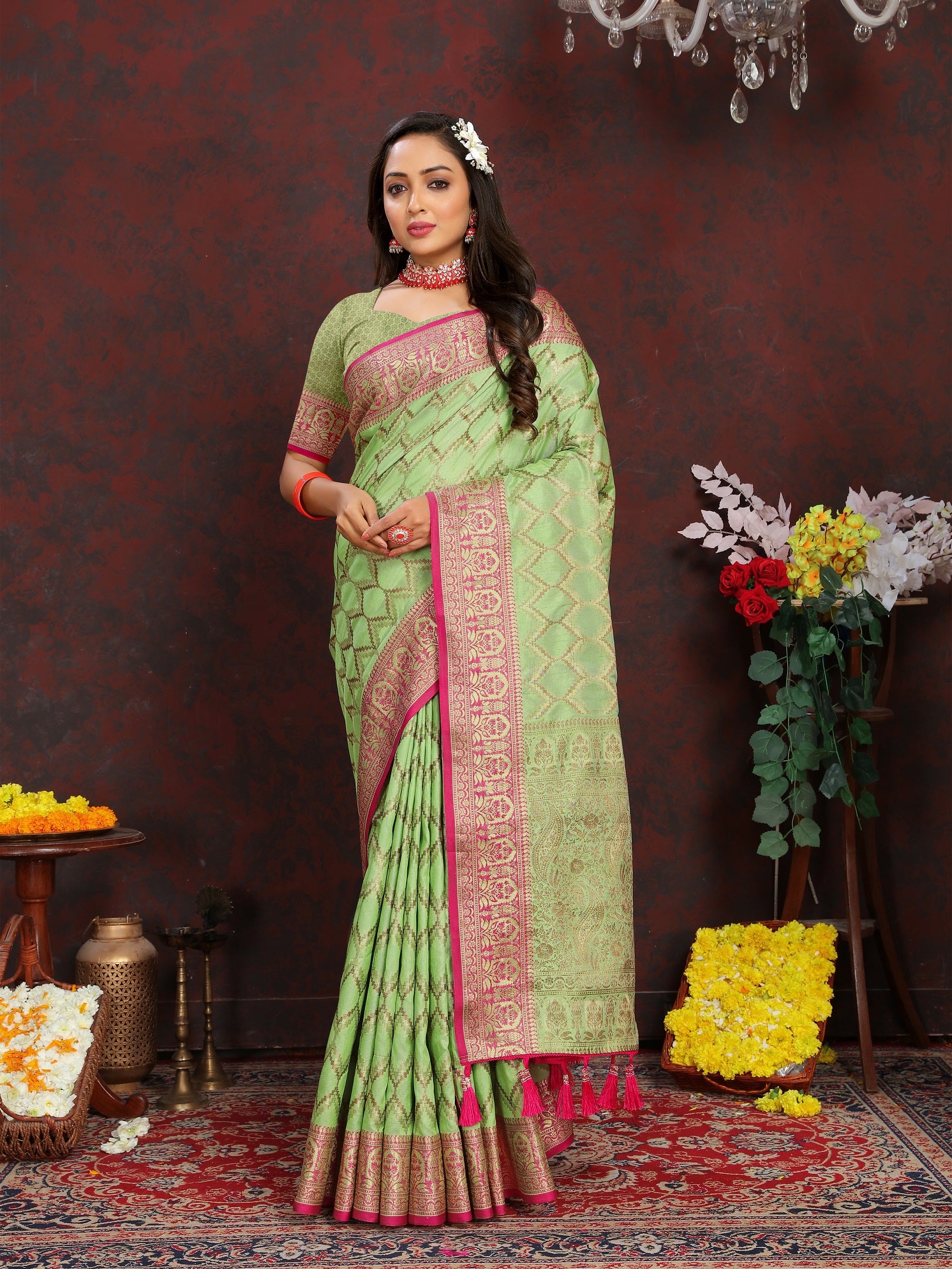 Vedant Vastram Parrot Color Banarasi Silk Saree - Parrot - Distacart
