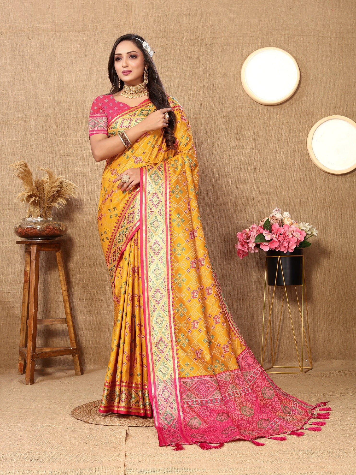 Vedant Vastram Mustard Color Kanjeevaram Patola Silk Saree - Mustard - Distacart