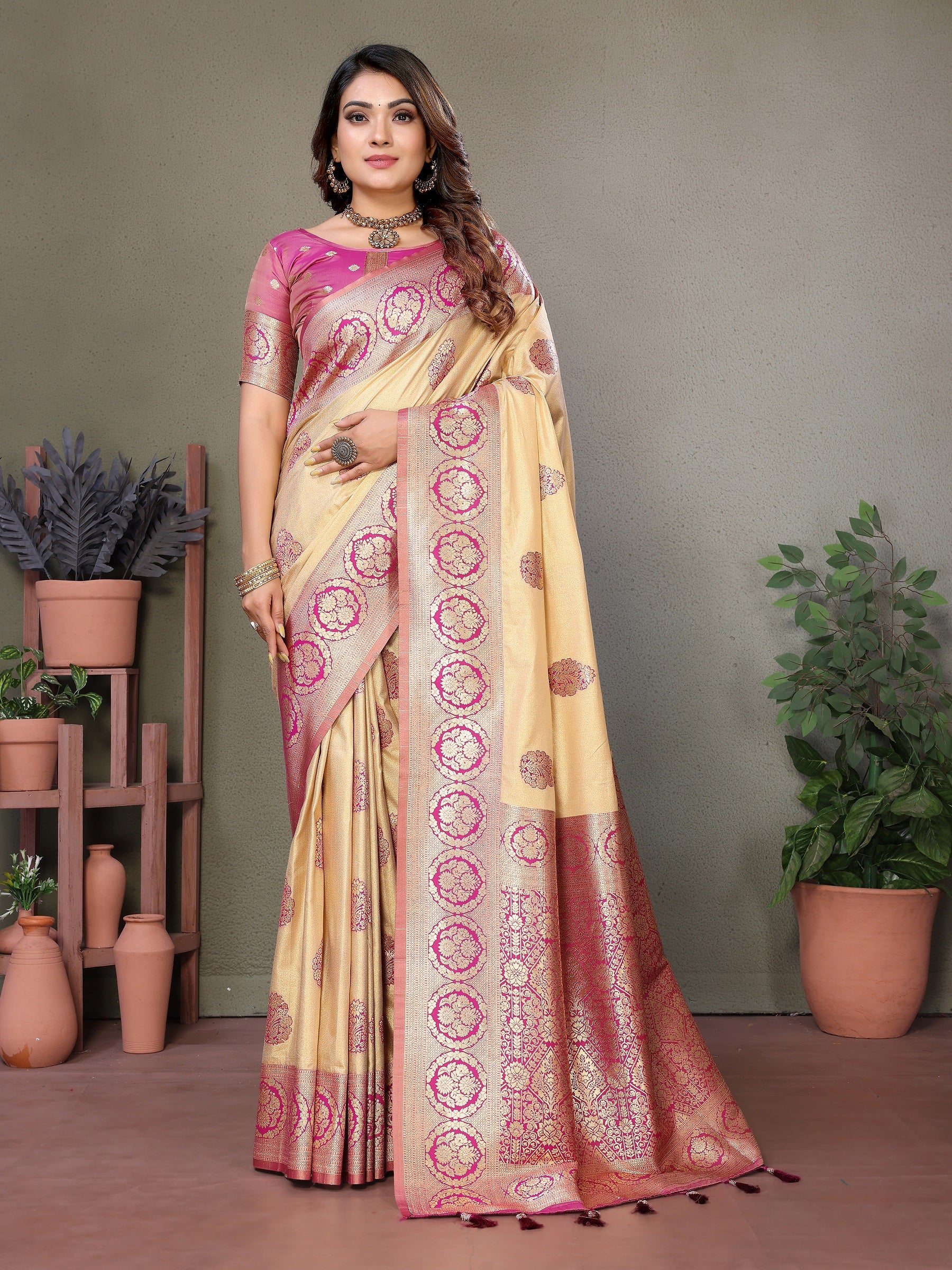 Vedant Vastram Viscose Silk Kanjeevaram Silk Saree - Pink - Distacart