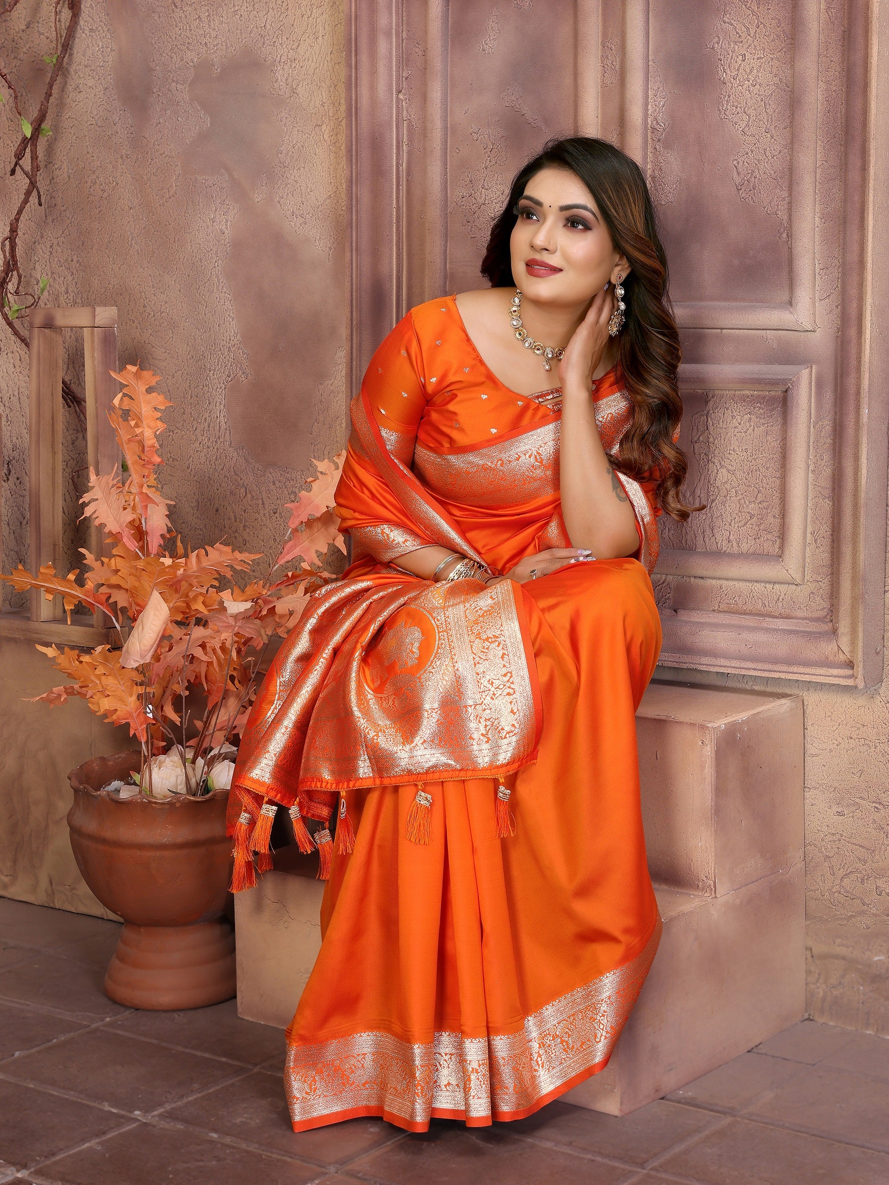 Vedant Vastram Soft Litchi Silk Banarasi Silk Saree - Orange - Distacart