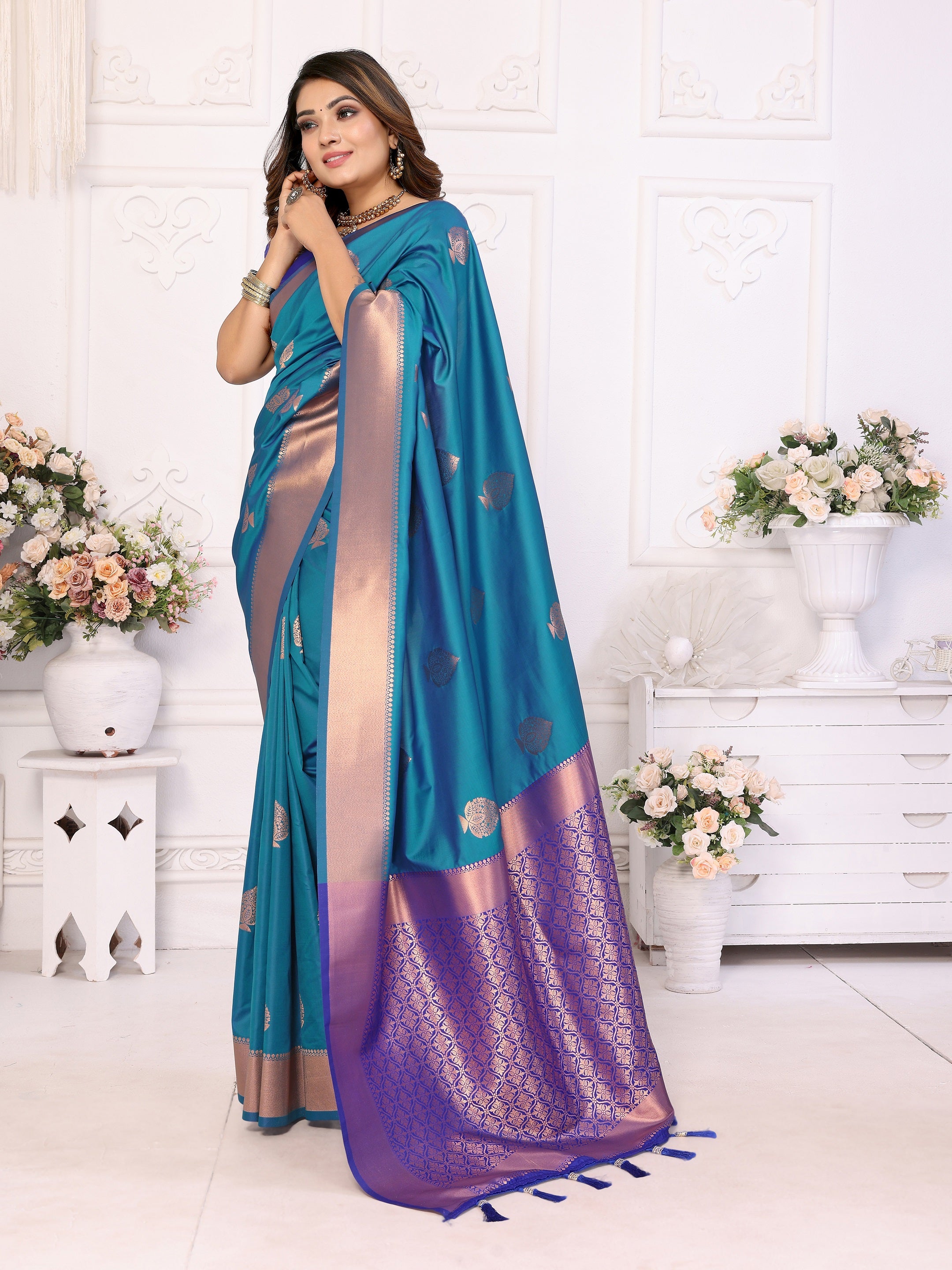 Vedant Vastram Soft Litchi Silk Banarasi Silk Saree - Rama - Distacart