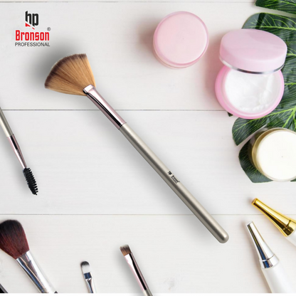 Bronson Professional Classic Fan Brush - Dista
