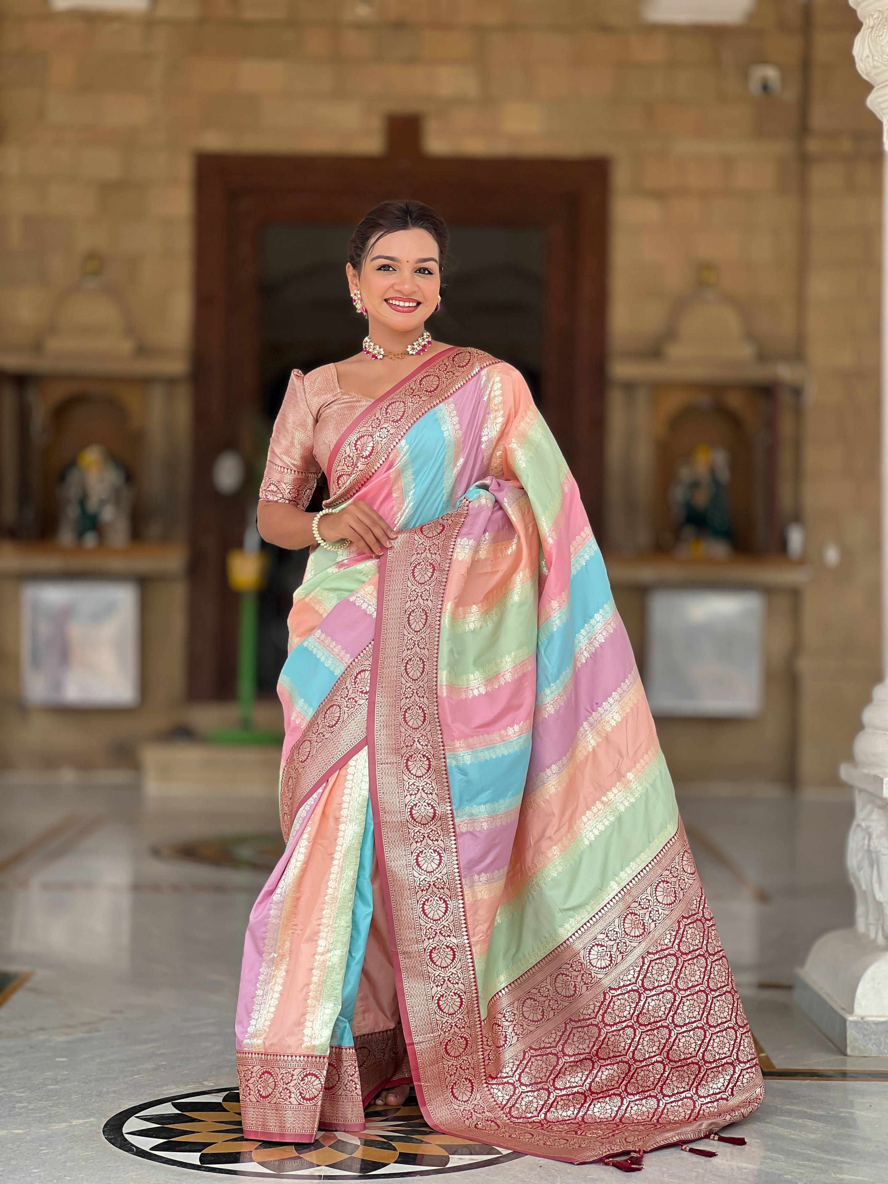 Vedant Vastram Soft Litchi Silk Fancy Jacquard Bollywood Saree - Maroon - Dista