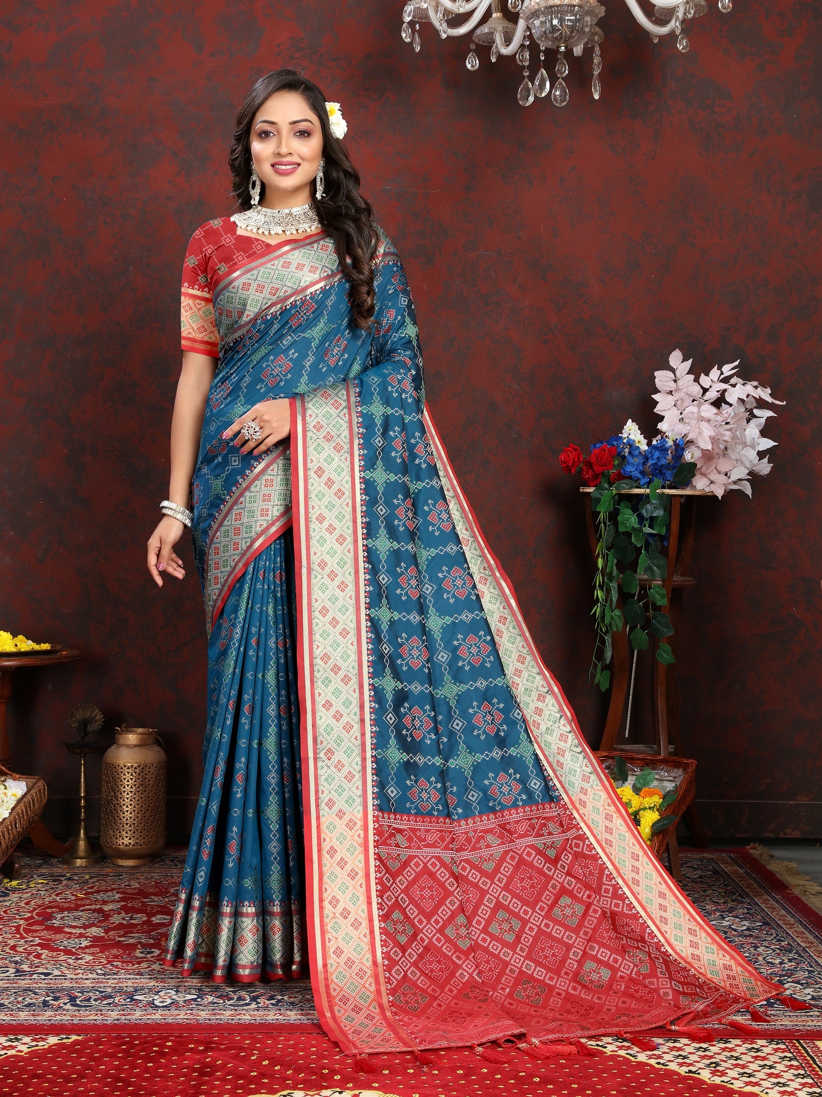 Vedant Vastram Navy Blue Color Kanjeevaram Patola Silk Saree - Navy Blue - Distacart