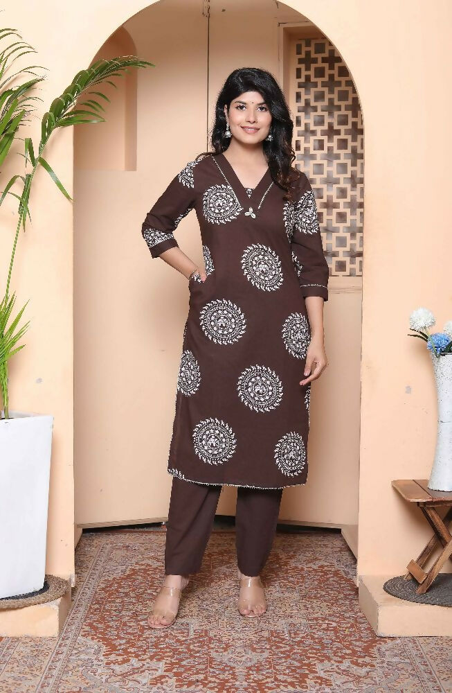 Miravan Womens Brown Animal Printed Kurta With Palazzo - Dista