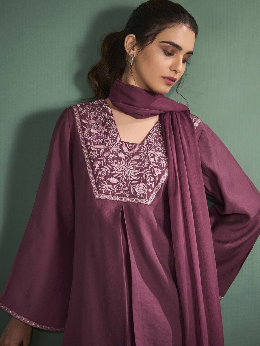 Anouk Embroidered Regular Thread Work Chanderi Silk Straight Kurta with Trousers & Dupatta - Distacart