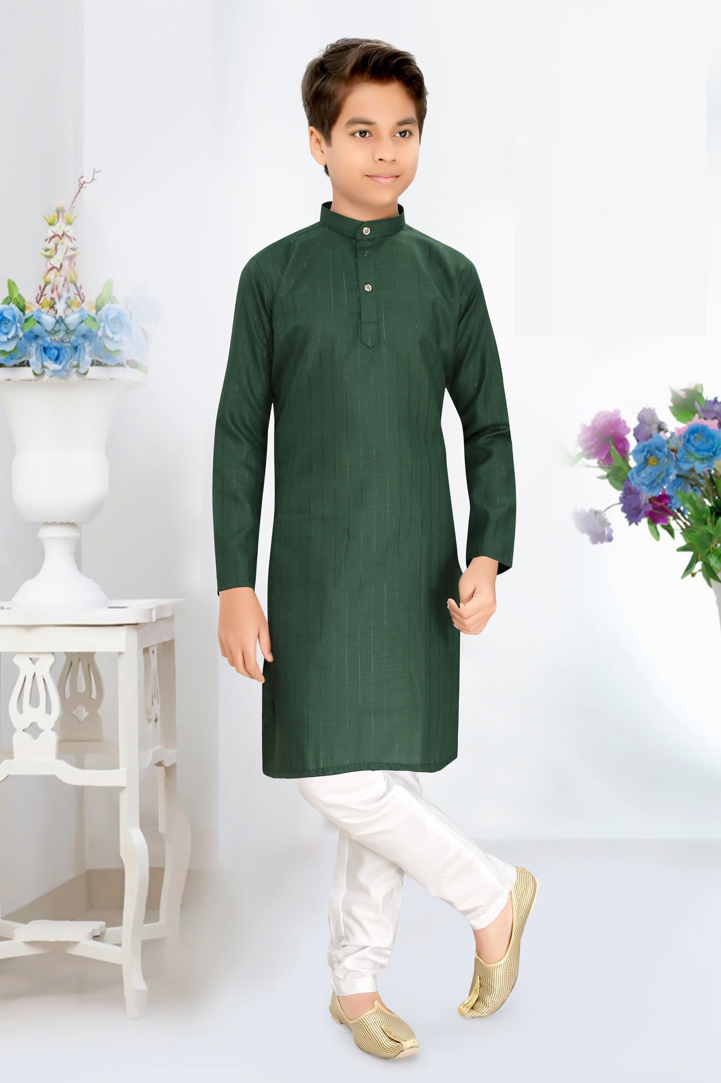 Neera Trendz Green Cotton Blend Lining Work Kid's Kurta With Pyjama - Dista