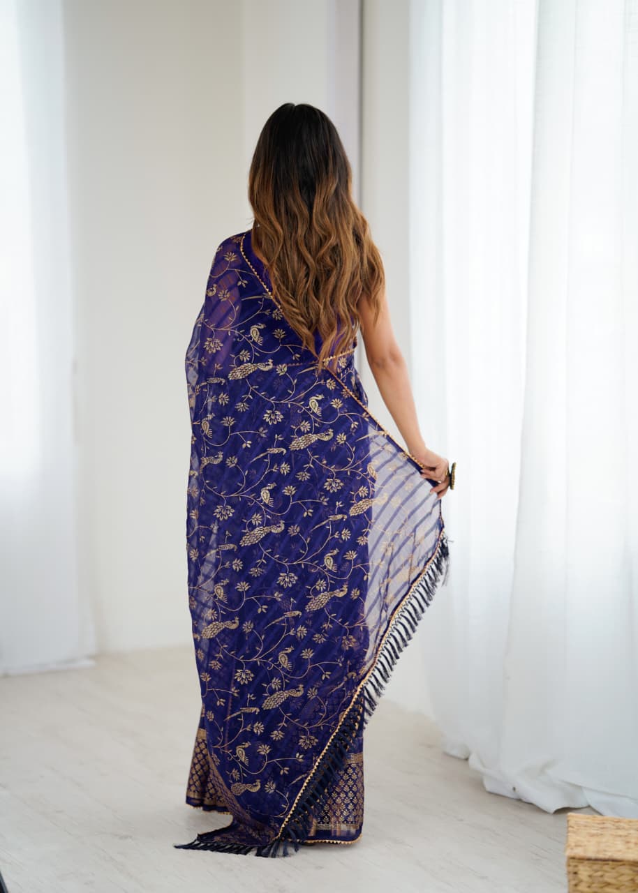 Lorenvalley Fashion Navy Blue Solo Georgette Superb Finishing Foils Print & Fancy Zalar Lace in Border Saree with Blouse