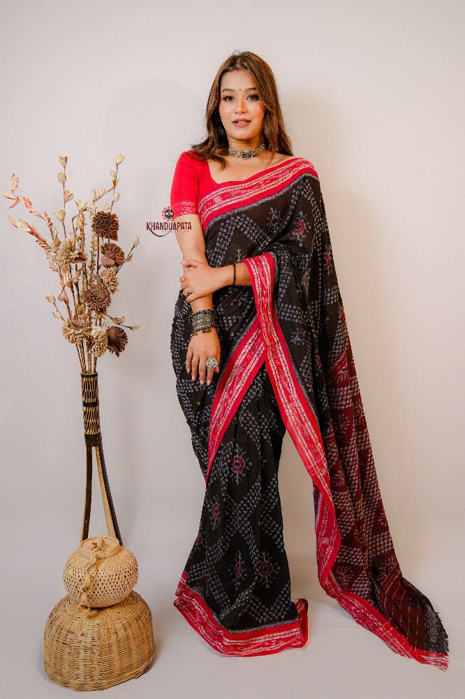 khanduapata Black & Red Star Design Cotton Saree For Women