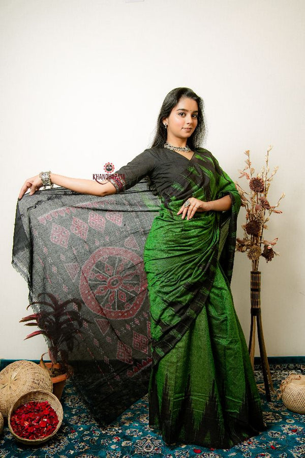khanduapata Meadow Green Plain Cotton Saree For Women