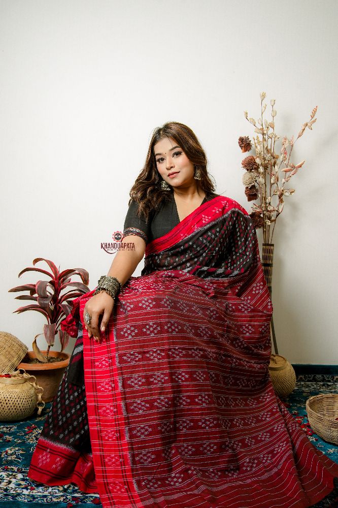 khanduapata Black Special Star Design Cotton Saree For Women