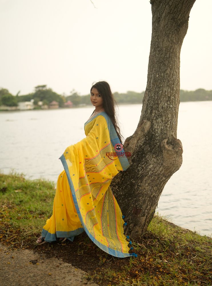 khanduapata Yellow and Soft Blue Colourful Dot Pattern Cotton Saree For Women