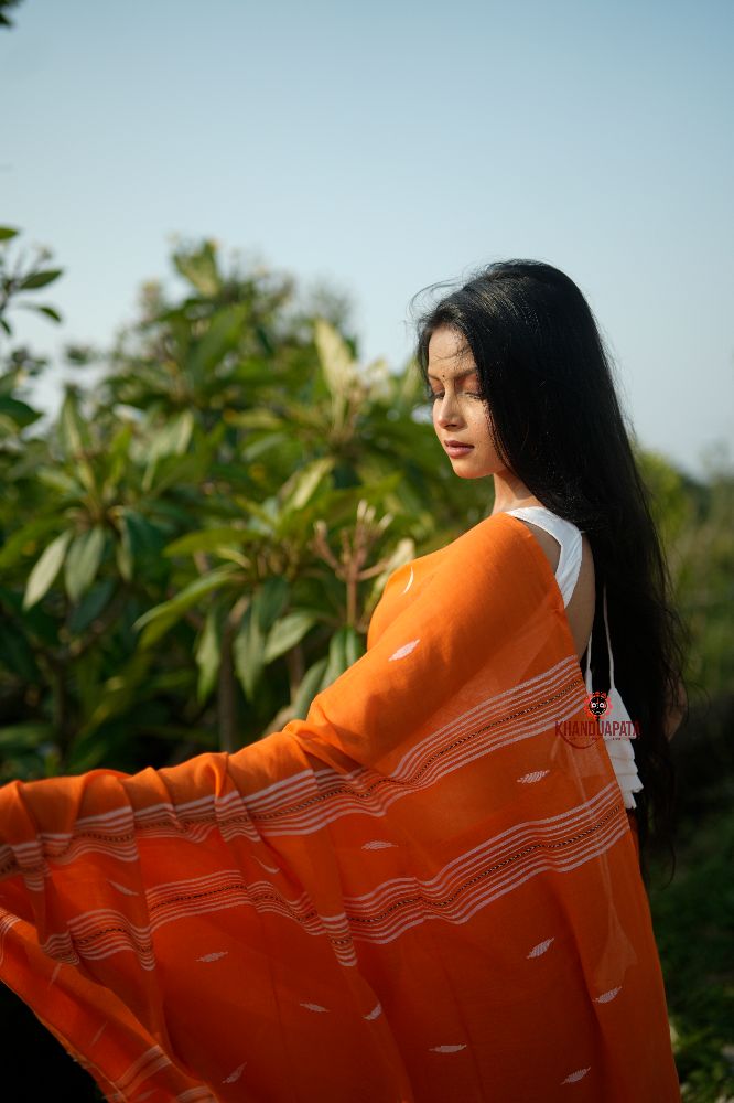 khanduapata Orange and White Leaf Pattern Cotton Saree For Women