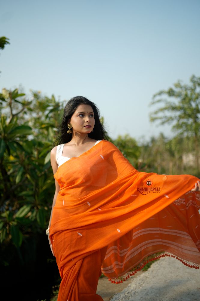 khanduapata Orange and White Leaf Pattern Cotton Saree For Women