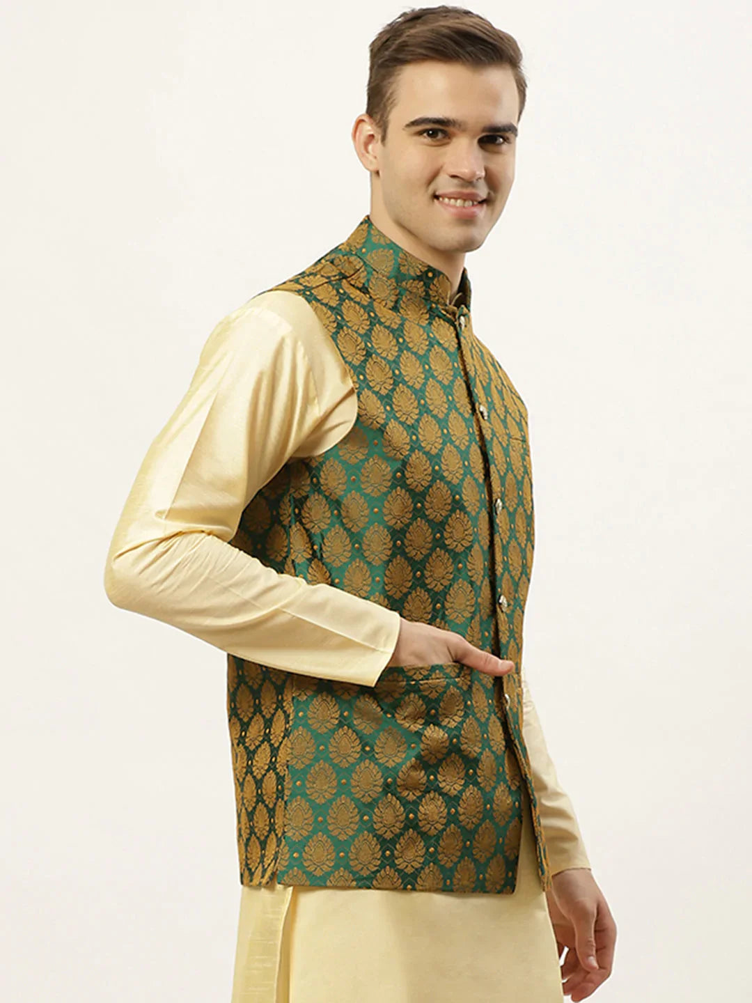 Jompers Men's Green Self-Designed Waistcoat - Distacart