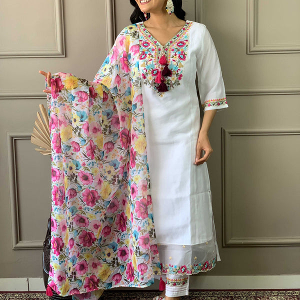 The52 Women White Chanderi Embroidered Kurta Pant Dupatta Set