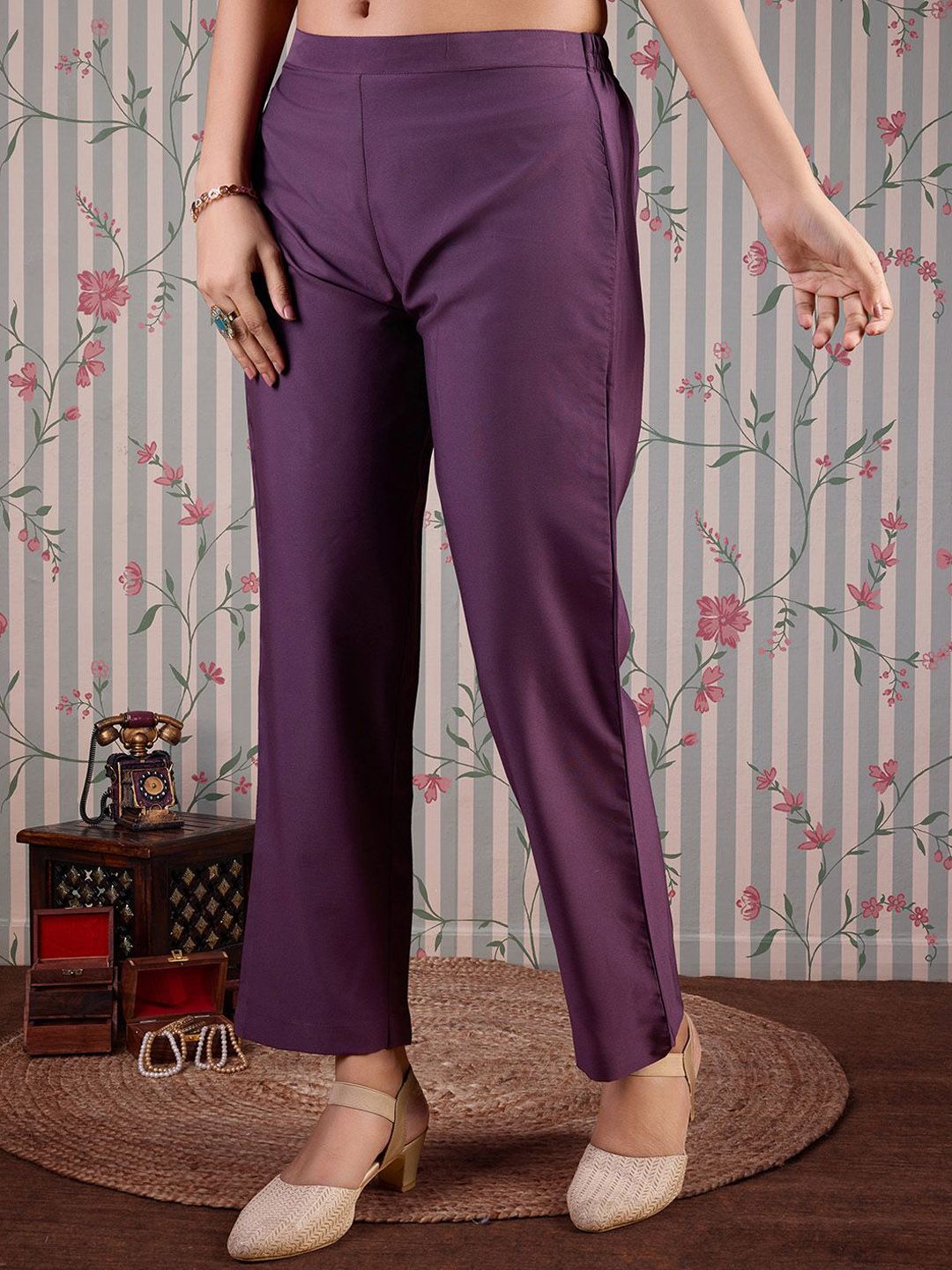 Ode by House of Pataudi Floral Printed Gotta Patti Anarkali Kurta with Trousers & Dupatta - Distacart