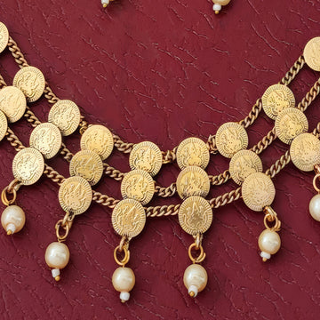 JS Fashion Temple High Gold Polish Fancy 3 Layer Necklace Set - Dista