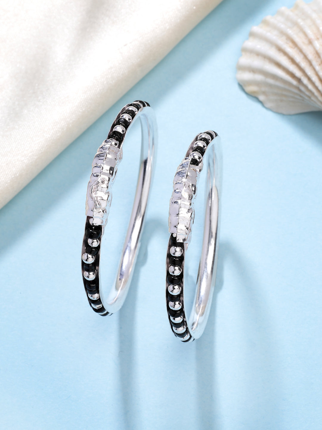 NVR Kids Pair of 4 Rhodium-Plated Artificial Beads Nazariya Kada Bracelet
