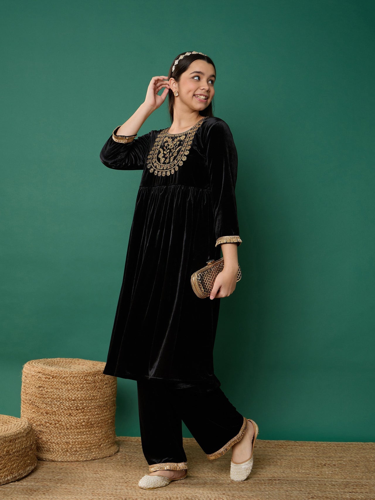 Lyush Girl Black Velvet Embroidered Kurta With Pants
