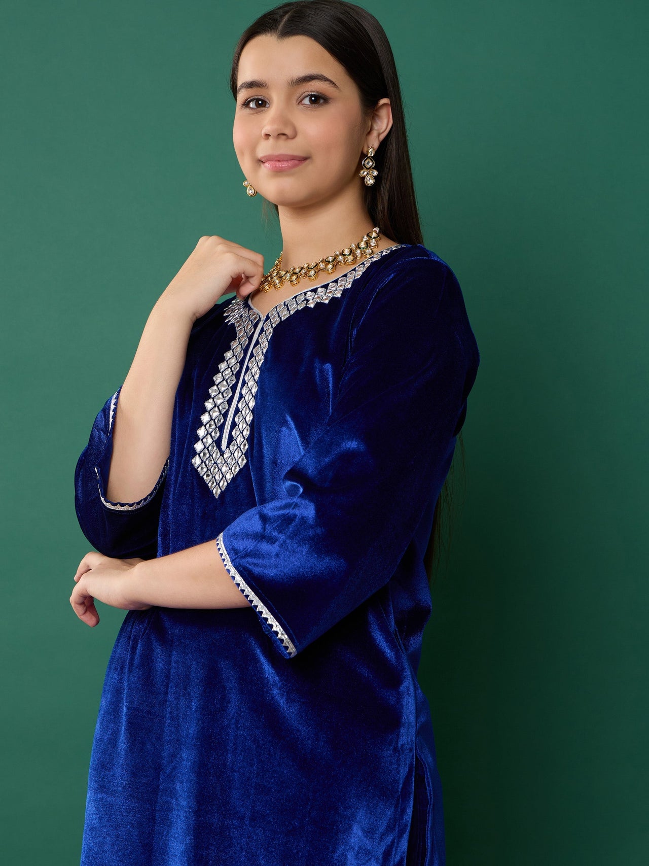Lyush Girl Royal Blue Velvet Emb Straight Kurta With Pants