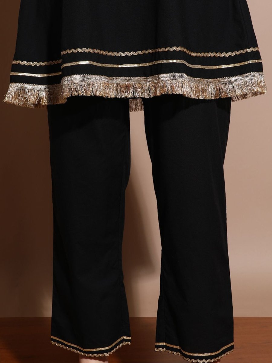 Anouk Black Floral Embroidered Pure Cotton Straight Kurta With Palazzo & Dupatta