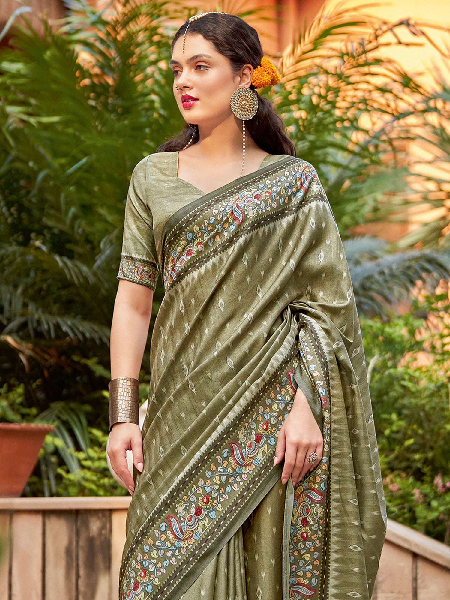 NOZ2TOZ Women's Cotton Blend Olive Printed Designer Saree With Blouse Piece - Distacart