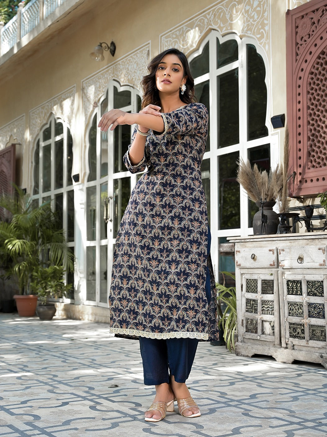 Yufta Navy Blue Printed Zari_Work Kurta Trouser Set - Distacart