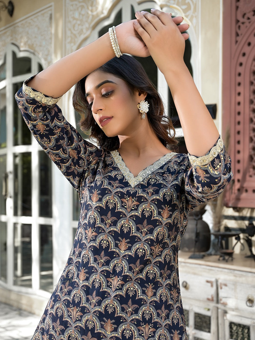Yufta Navy Blue Printed Zari_Work Kurta Trouser Set - Distacart