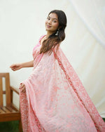 Thumbnail for photo_6226579711996311828_y (1)