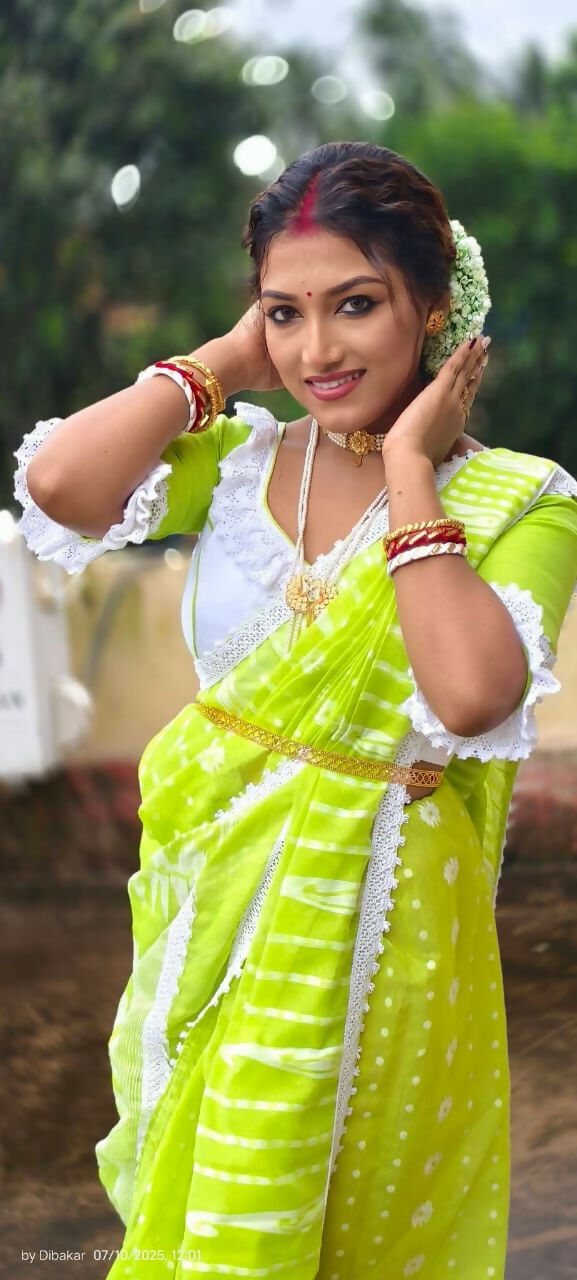 ECDCJAMDANILACEParrotGreen(1)